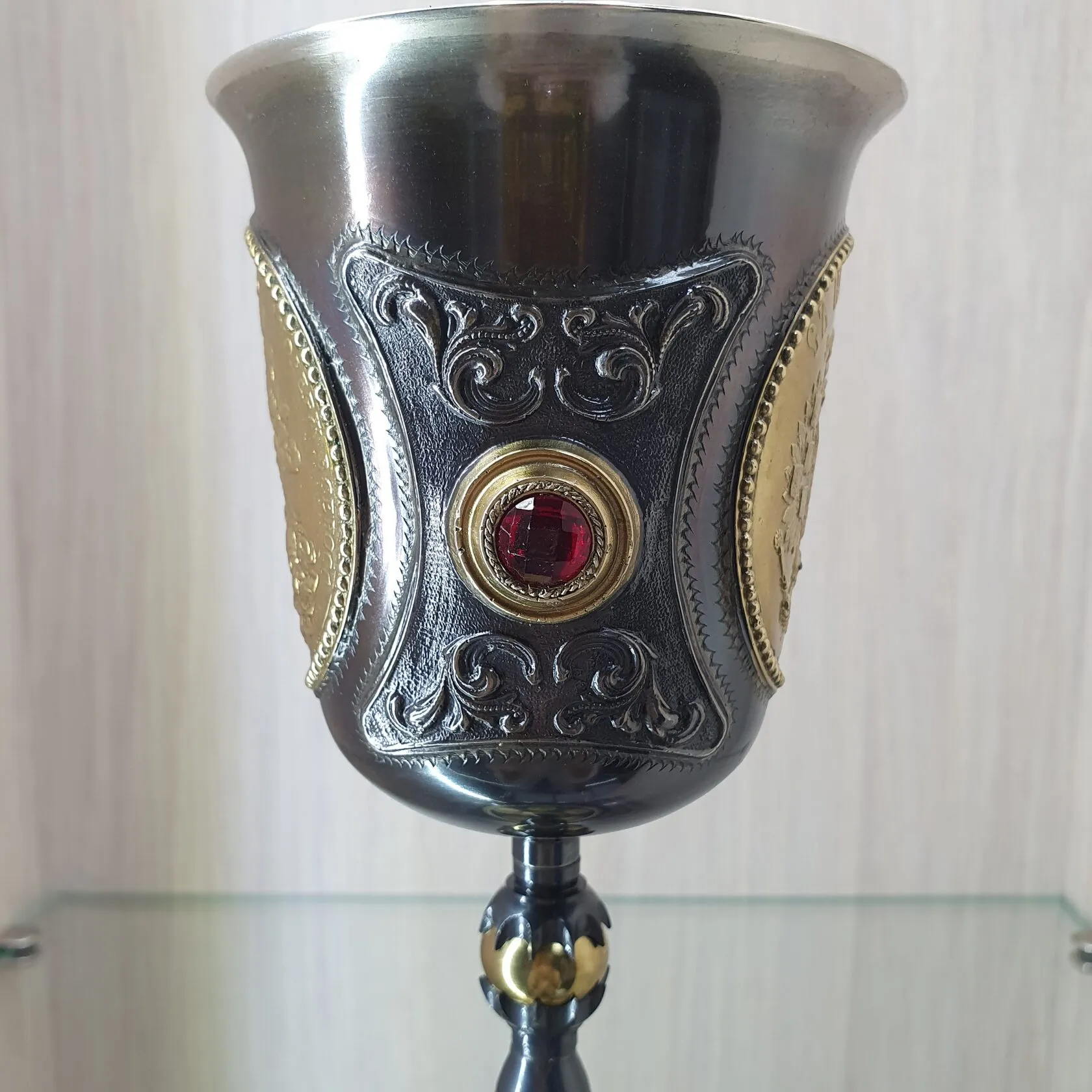 Набор бокалов «Царский» золото